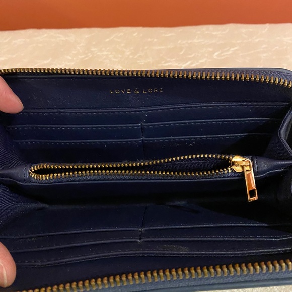 Indigo Love & Lore Wallet EUC - Picture 3 of 7
